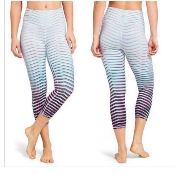 athleta Pants - Athleta ombré prism chaturanga capris